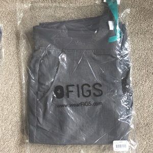NWT Figs jogger type scrub pants, size Medium. Graphite. Retail $48/ea